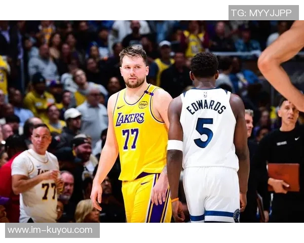 森林狼对阵开拓者爱德华兹因病出战成疑场均296分52板表现引关注